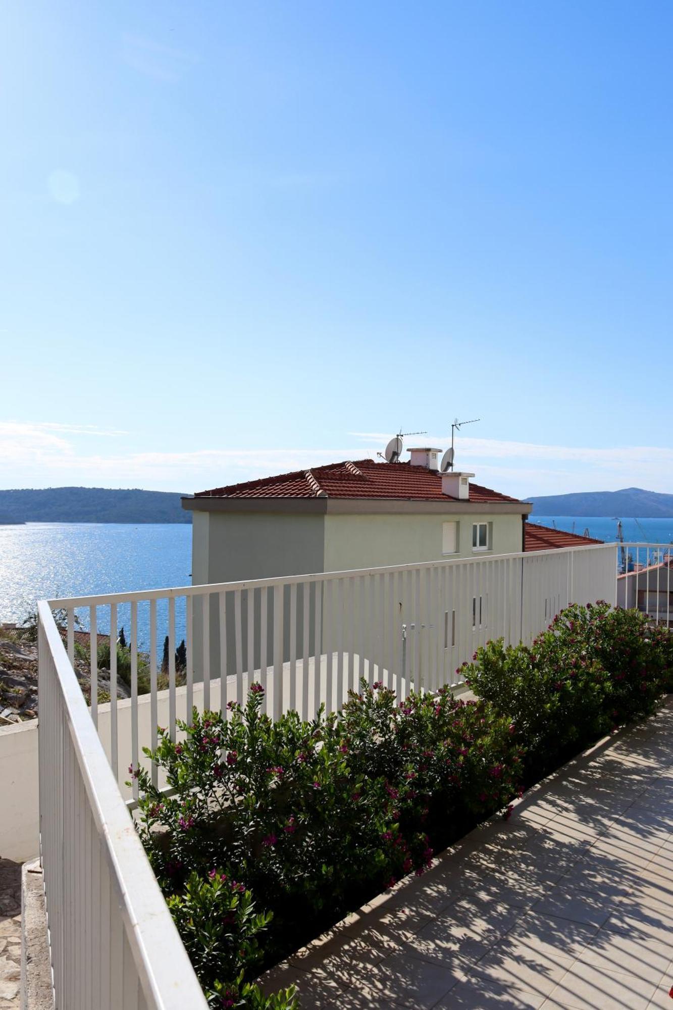 Aurora Luxury Apartment Trogir Exterior photo